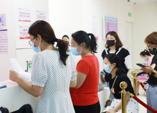 不掛號，解決多個問題，多學科MDT聯(lián)合門診讓更年期女性少跑腿，更安心！